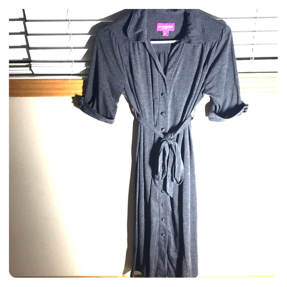 Super comfy/ dressy maternity dress.